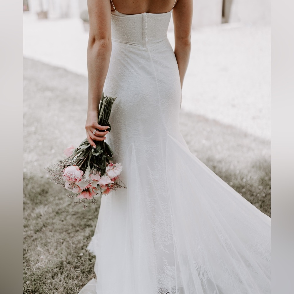 Grace Loves Lace Filamena Wedding Gown - Picture 15 of 16